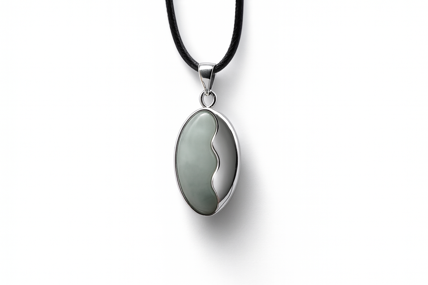 Pendentif Jade vert cerclage argent