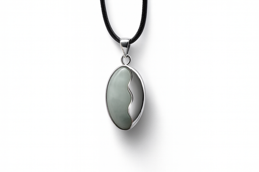 Pendentif Jade vert cerclage argent